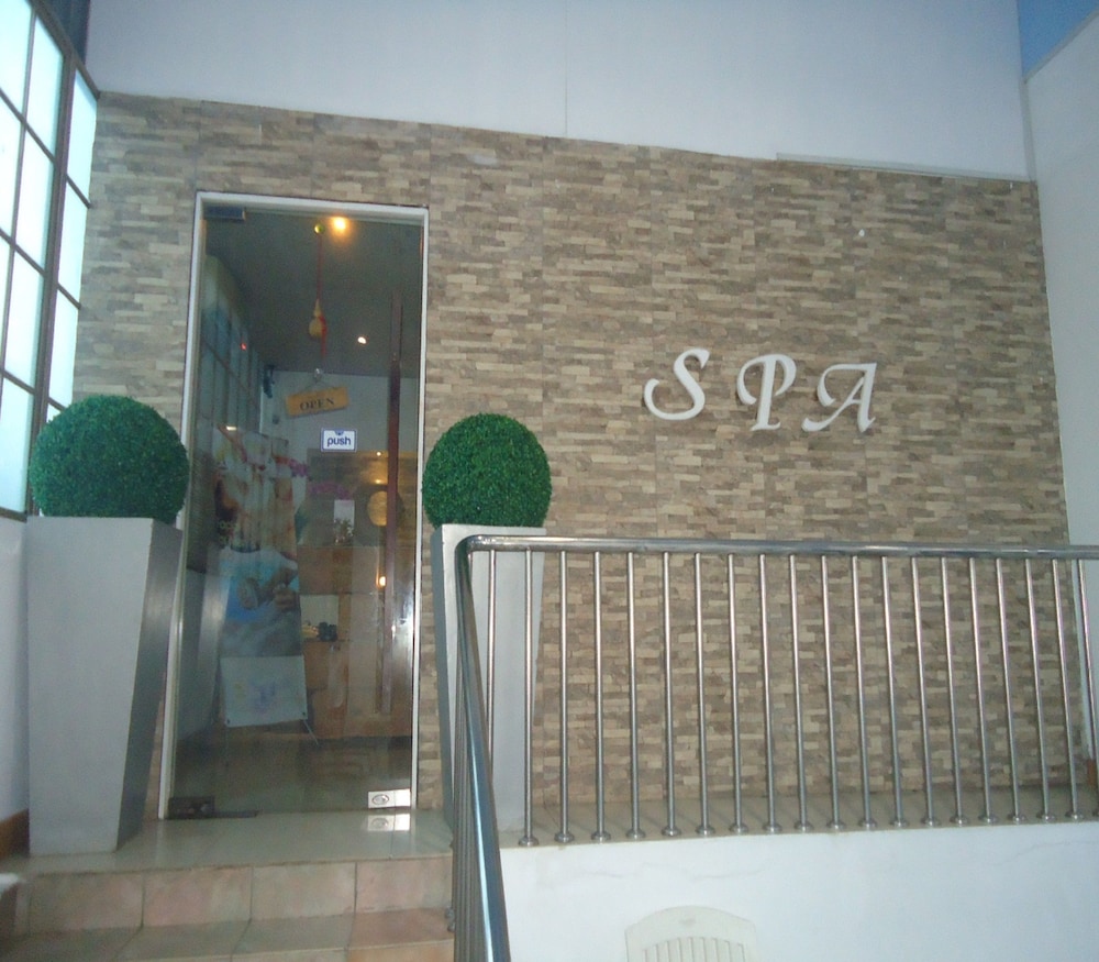 Global Towers Hotel & Apartments
