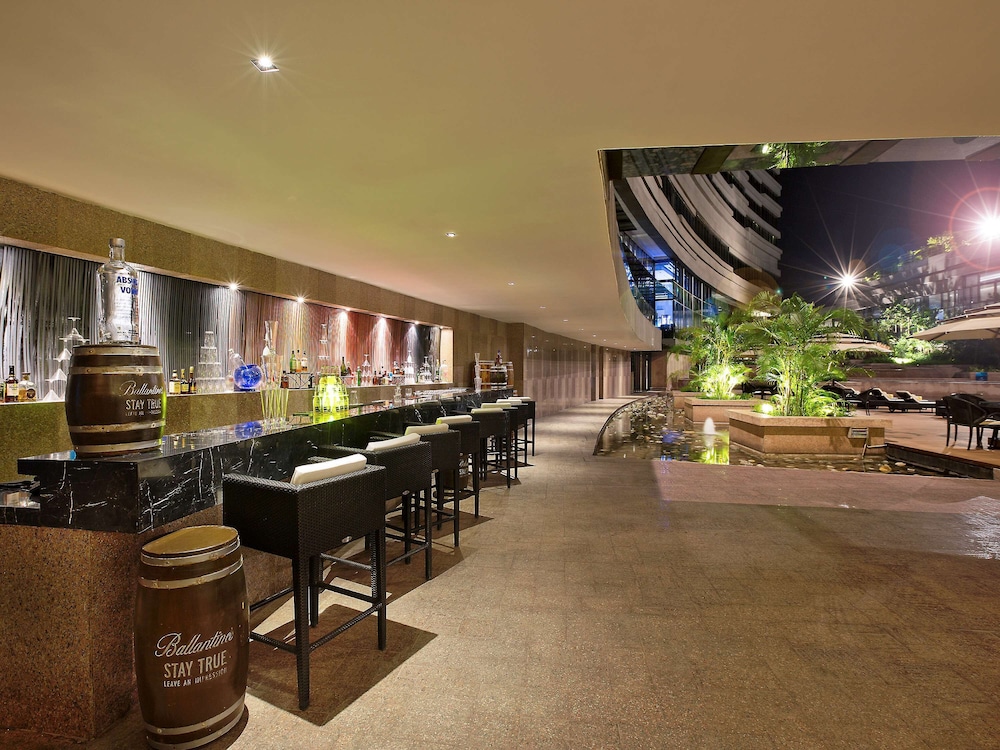 Novotel Kolkata Hotel & Residences Hotel