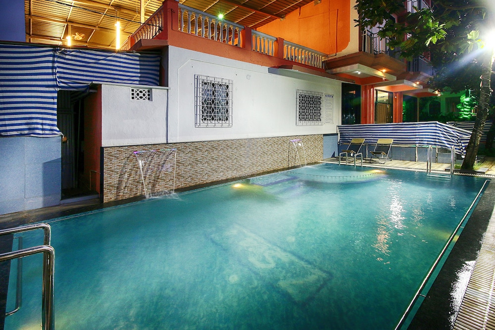  Hotel 7Seas by Solara Hospitality