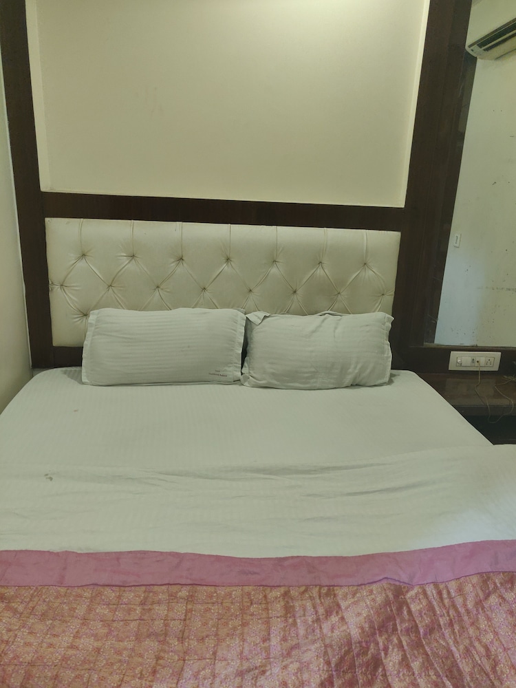 Hotel Tashkent Deluxe