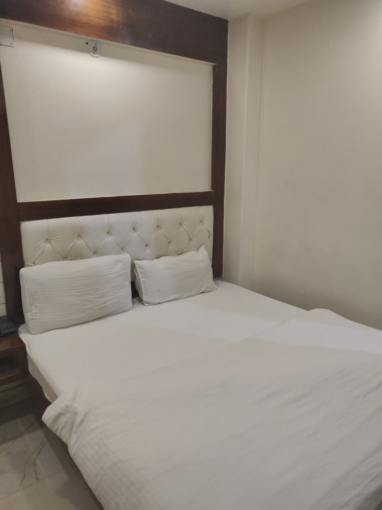 Hotel Tashkent Deluxe