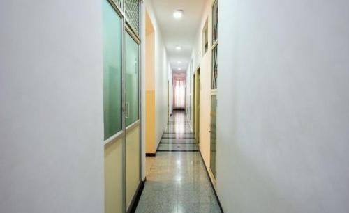 Bombay Tiffanys Hotel