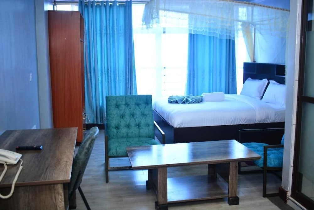 Brimak Hotel