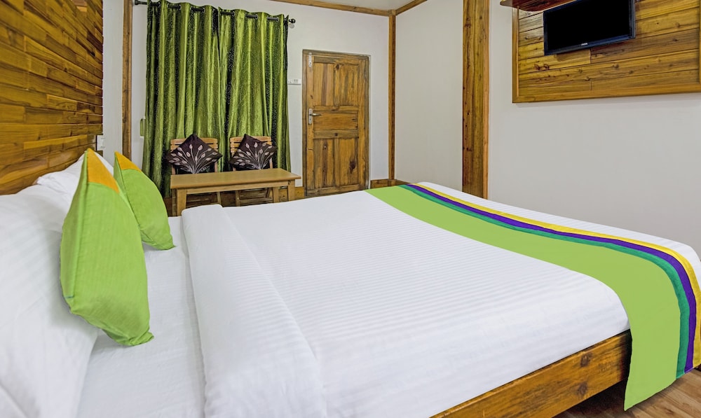 Treebo Trip Omega's Stay Inn