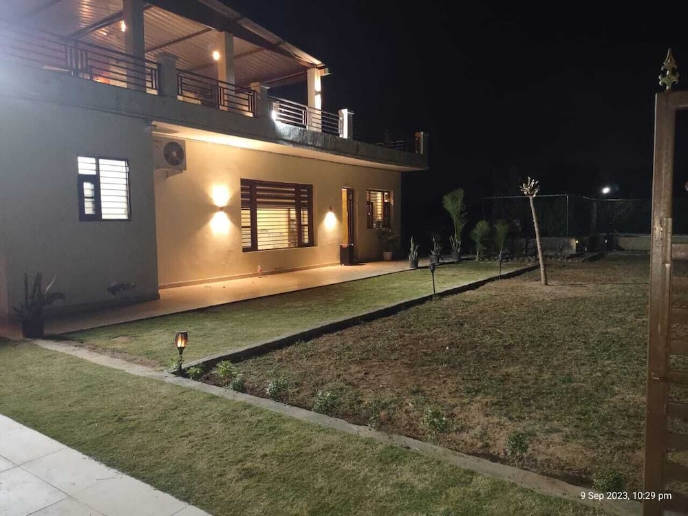 AA Hotels & Resorts - Chandigarh Panchkula