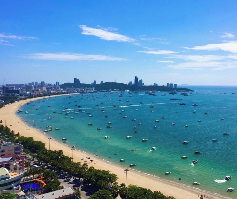Boutique City And Bravo Hotel Pattaya