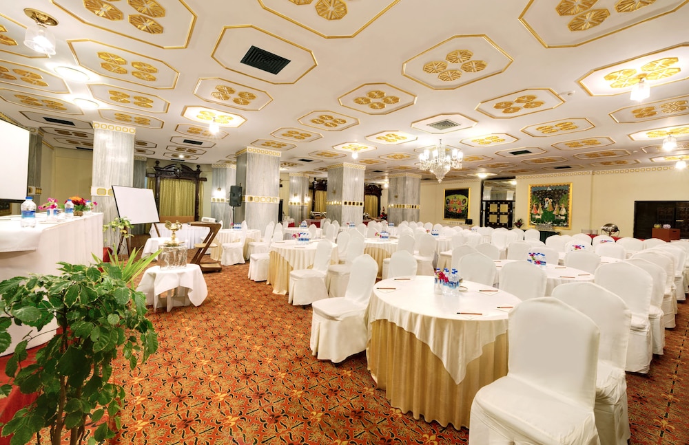 Ambassador Ajanta Hotel