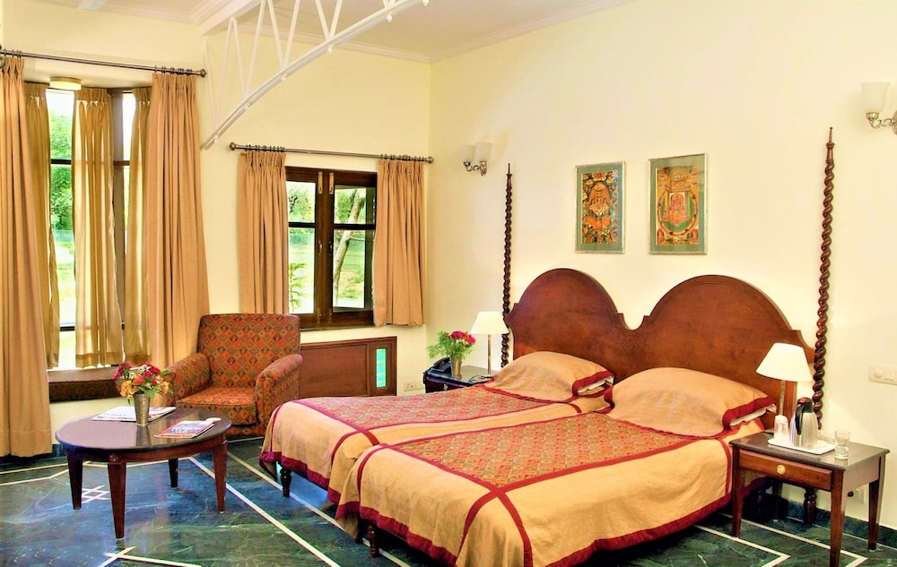 Welcomheritage Tara Garh Palace