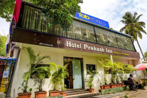 FabHotel Prakash Inn