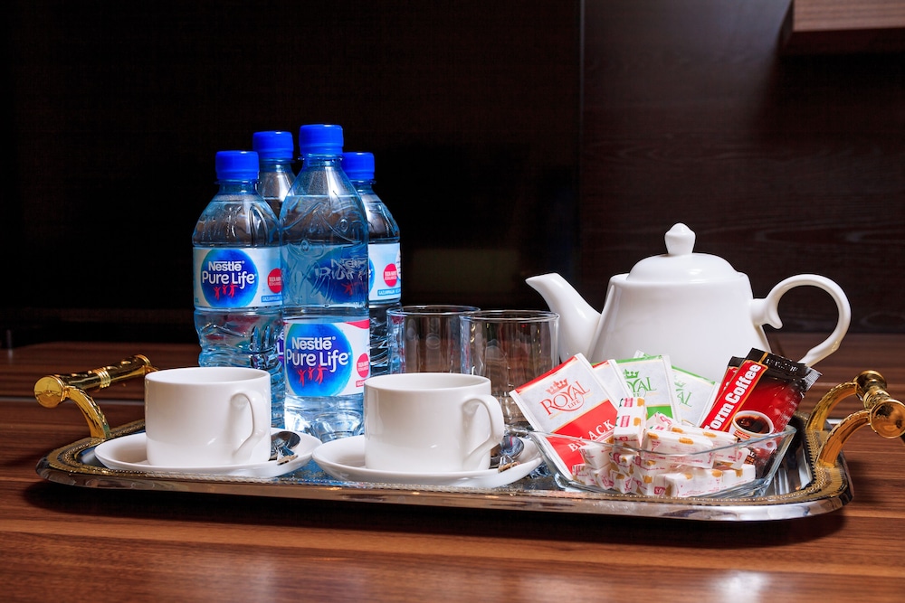 City Line Boutique Hotel