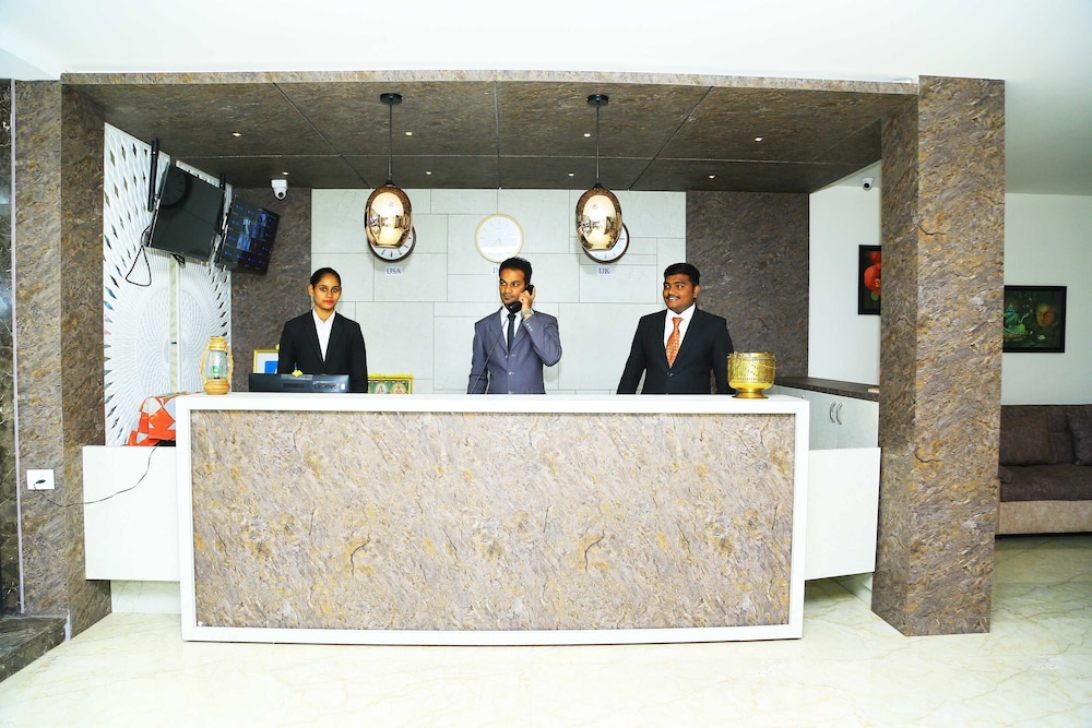 Hotel KEK Grand Park