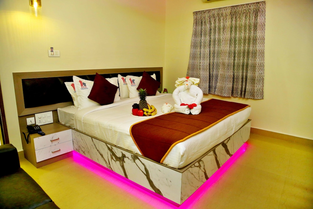 Hotel KEK Grand Park