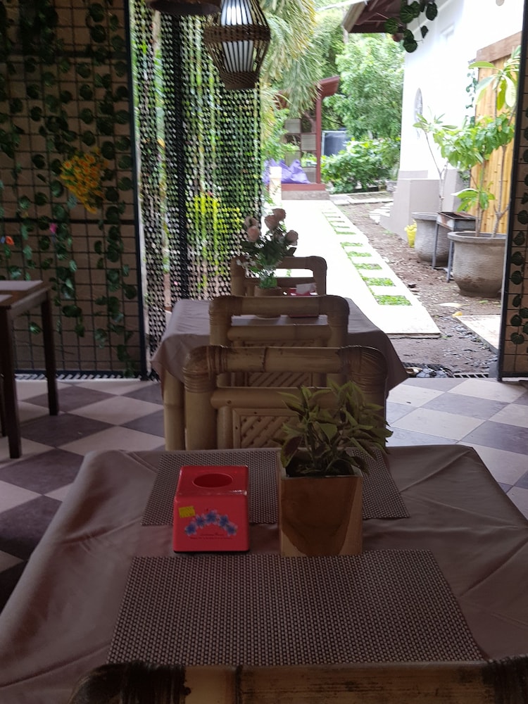 Nipah Pool Villas & Restaurant
