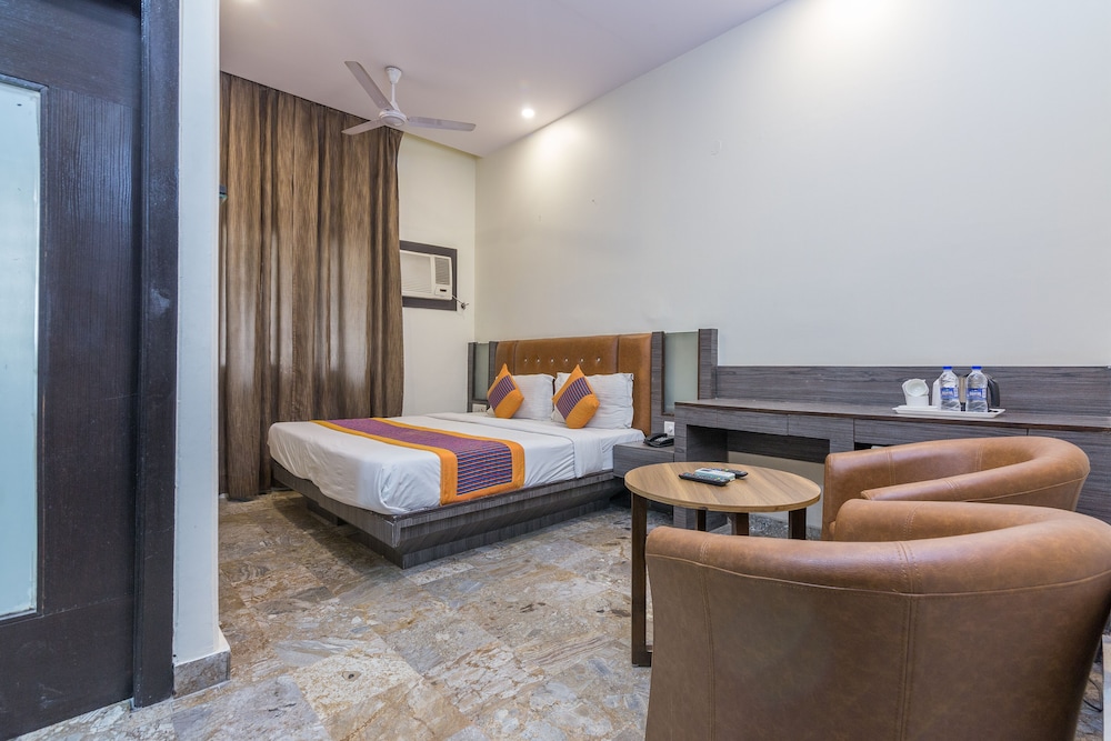 Hotel Rupam - Air Purified Comfort 