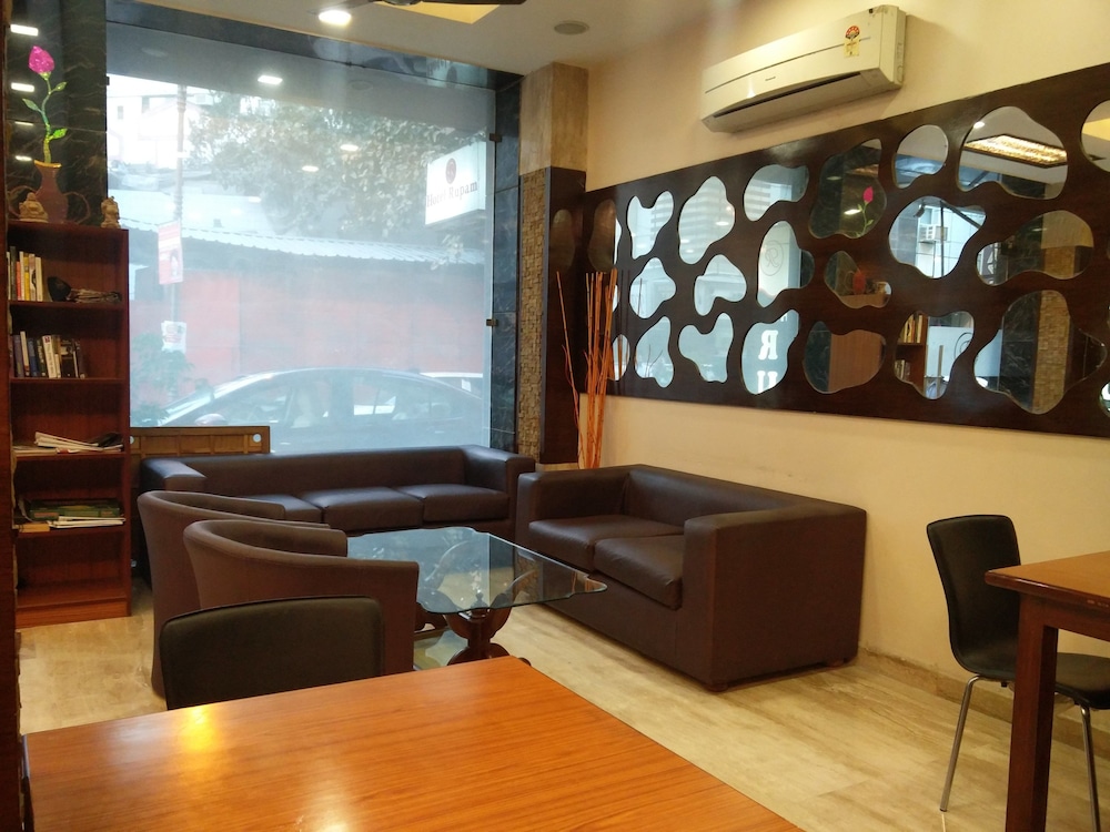 Hotel Rupam - Air Purified Comfort 