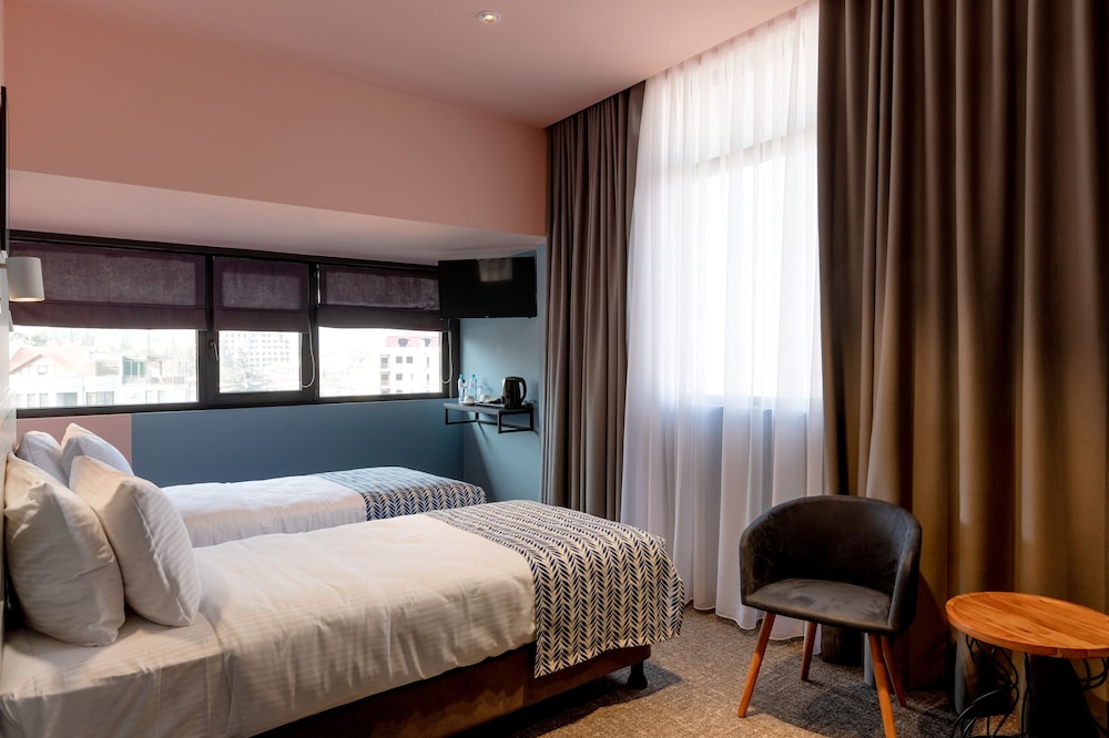 Vera Hills Boutique Hotel