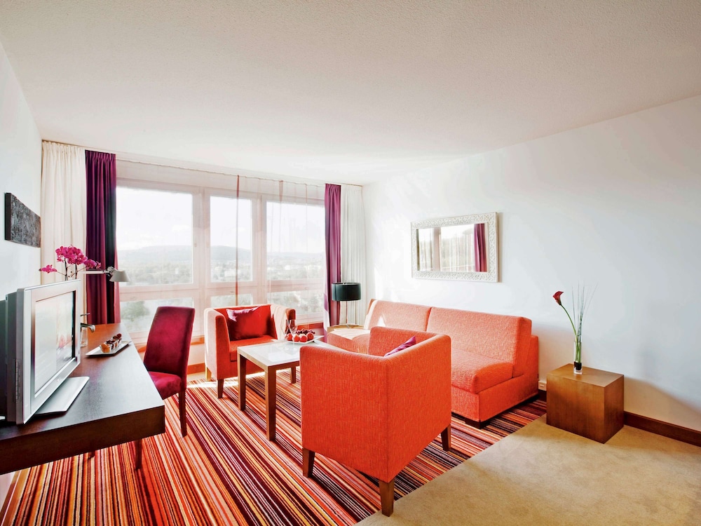 Mövenpick Hotel Zuerich-Airport