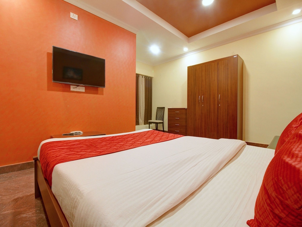 Sivaraja Residency