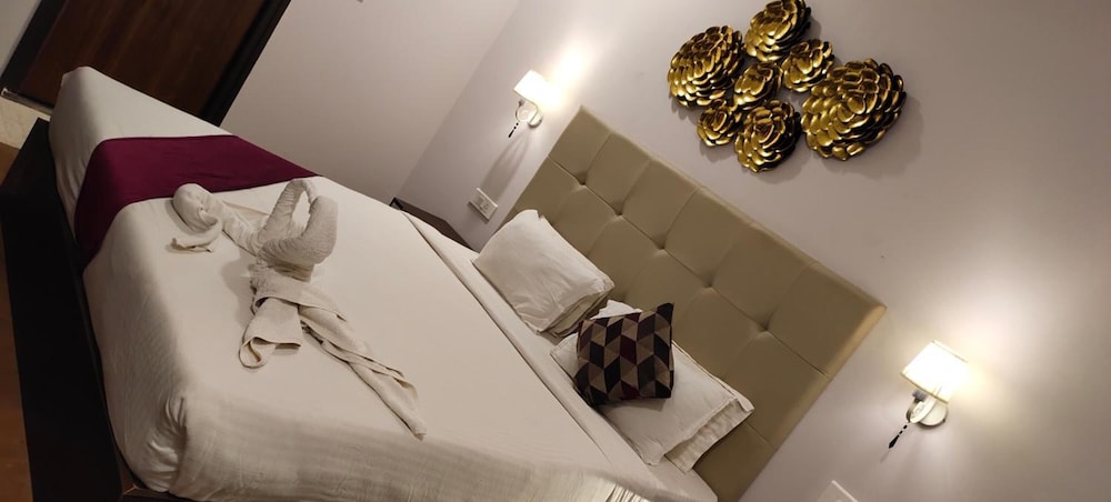 Aurum Resorts Morjim, 500 meters from the beach