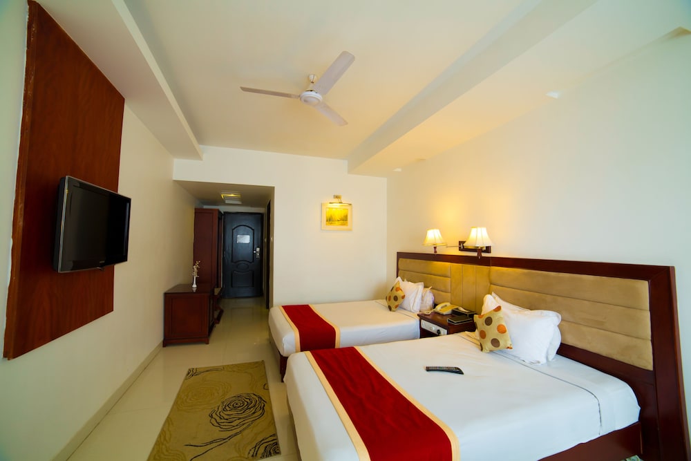 RR INN Tirunelveli