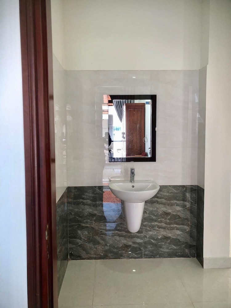 Phuong House Homestay