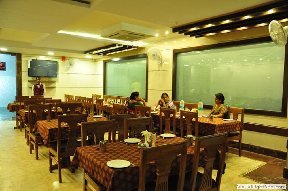 Hotel Basera Brij Bhoomi Vrindavan