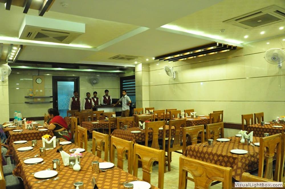 Hotel Basera Brij Bhoomi Vrindavan