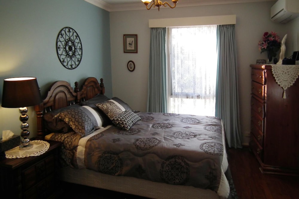 The Spanish Lodge and B&B