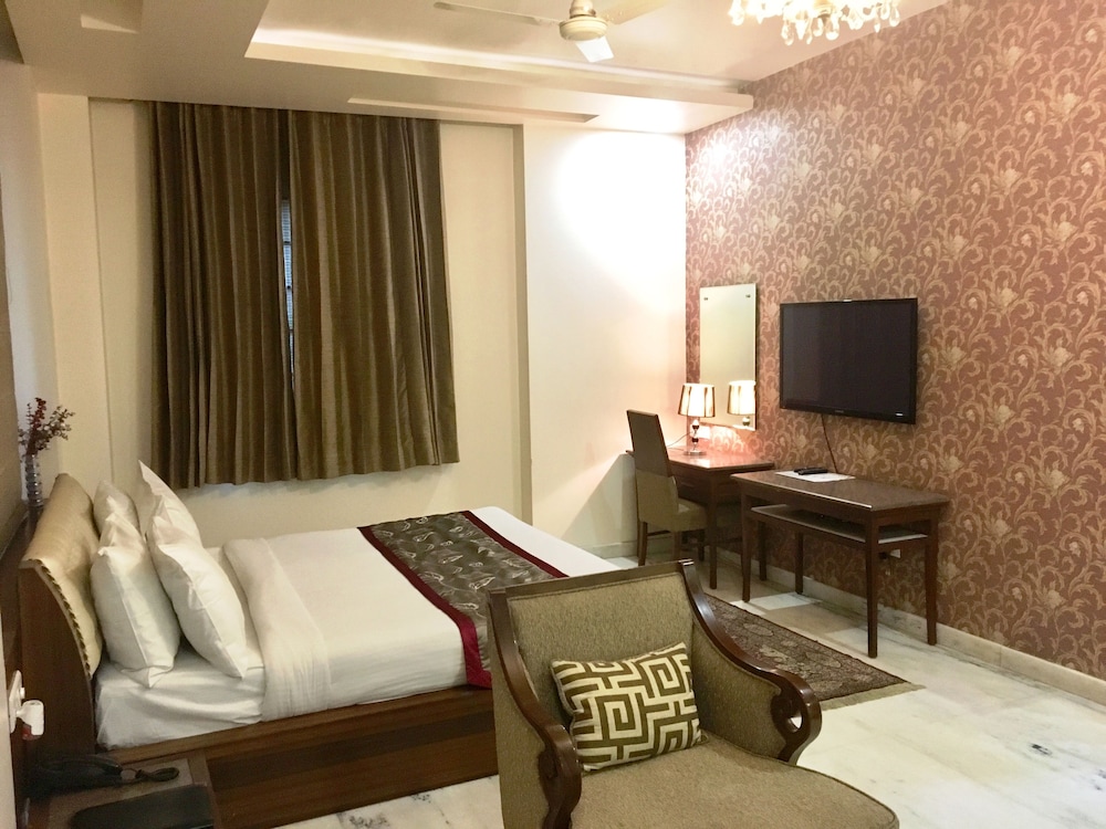 Hotel Leela Grande