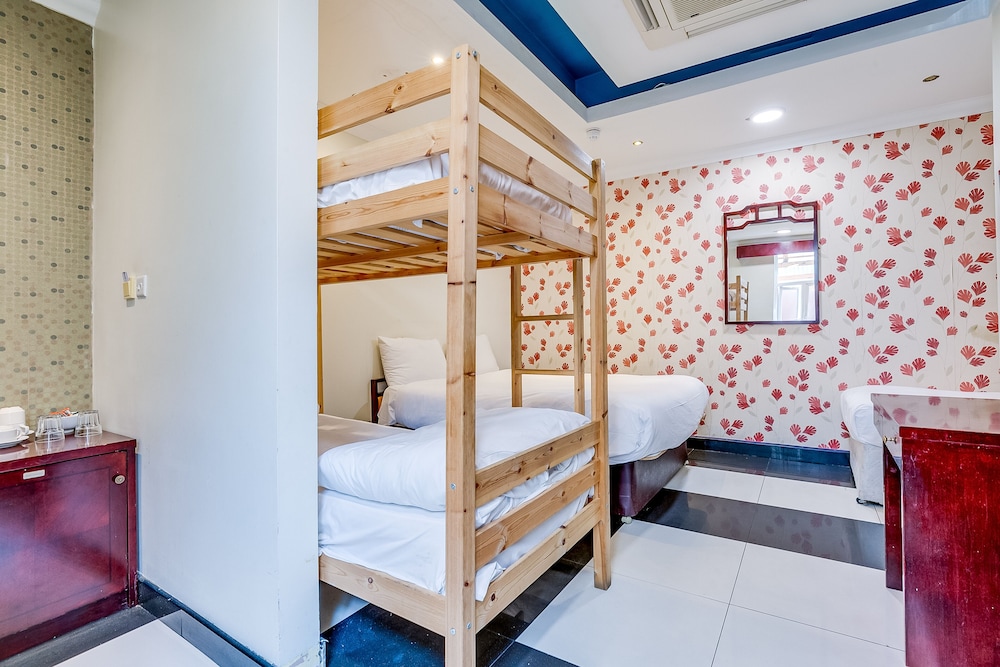 London Star Hotel