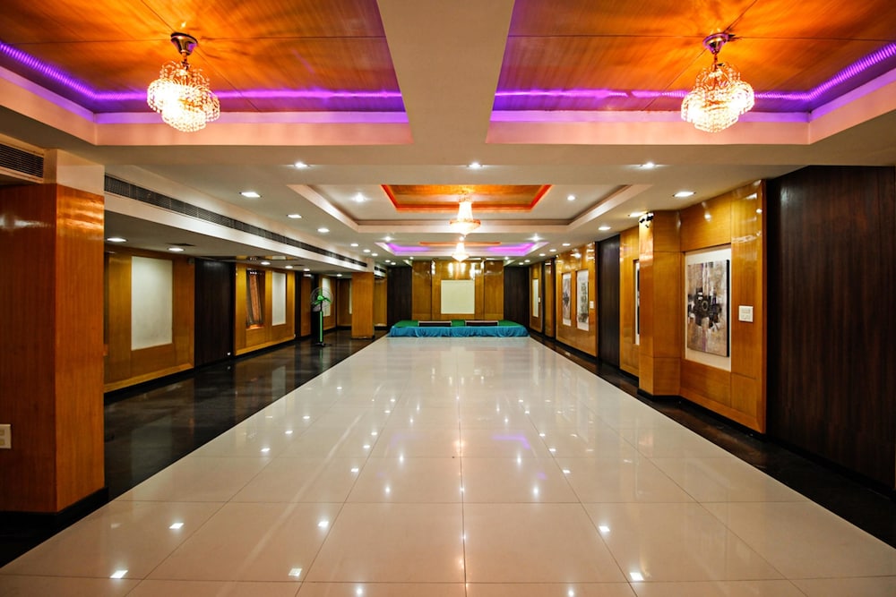 Hotel Tourist Plaza By Nimantran