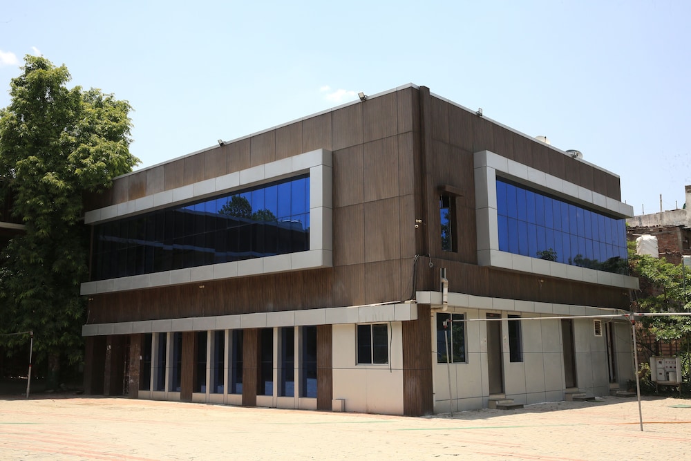 Hotel Shri Ramkrishna Bagh Palace by M Square