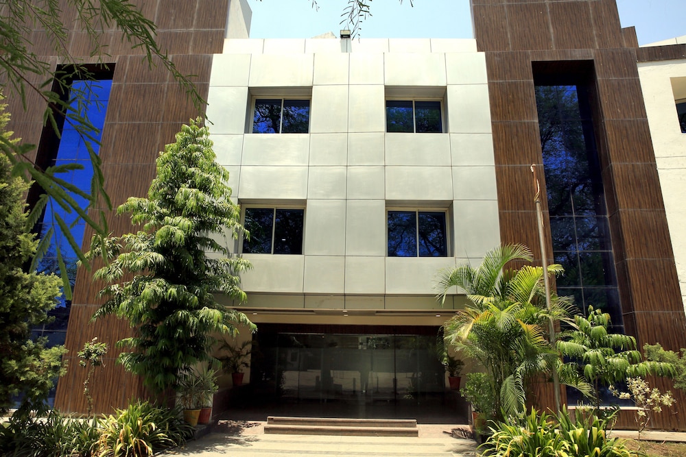 Hotel Shri Ramkrishna Bagh Palace by M Square