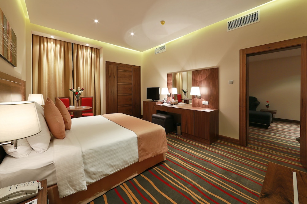 Al Khaleej Palace Deira Hotel