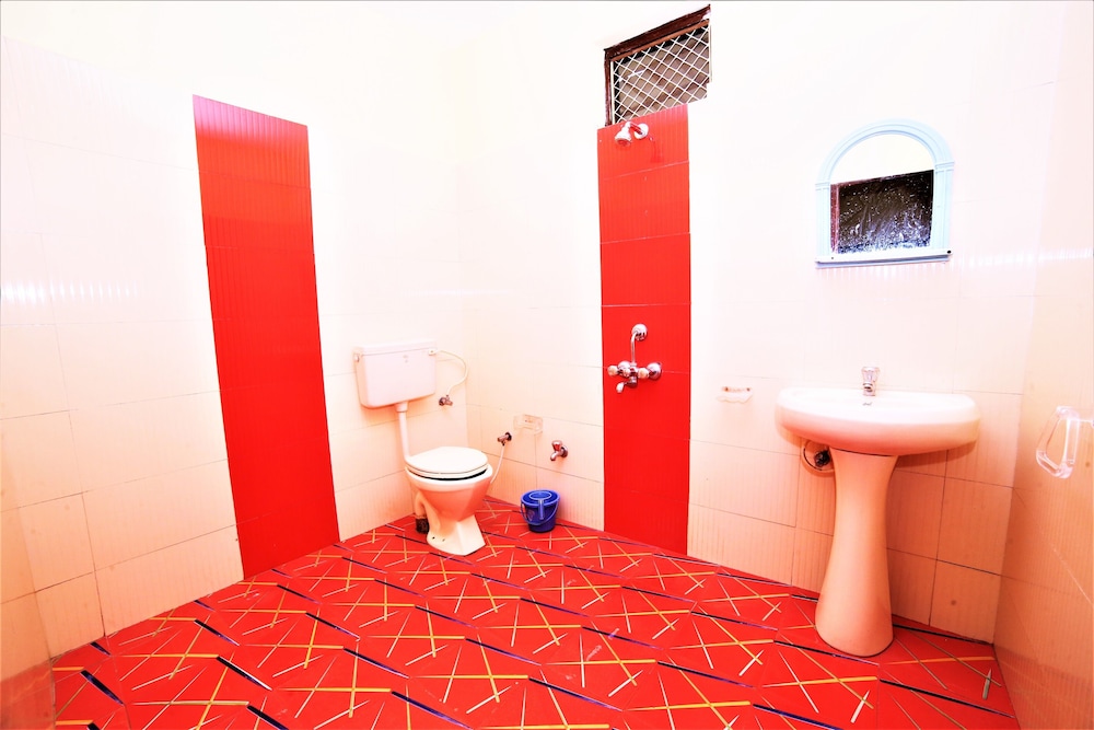 Shri Ganesh Hotel - A Pure Veg Family Hotel