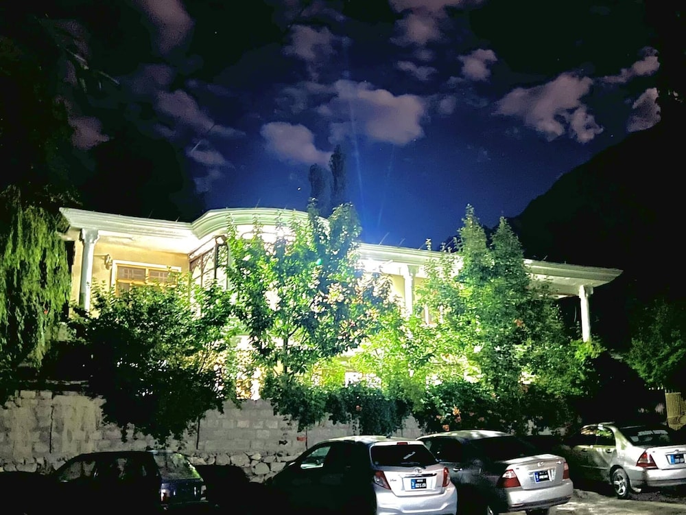 ReeLam Residency