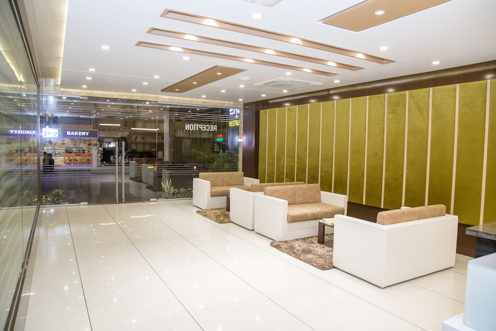 Hotel Orange International