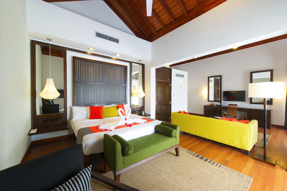 Club Hotel Dolphin