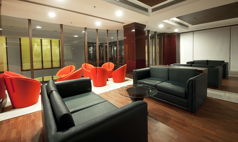 The Golden Plaza hotel & Spa
