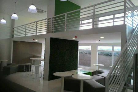 Yong's Place At Vista Residences Taft