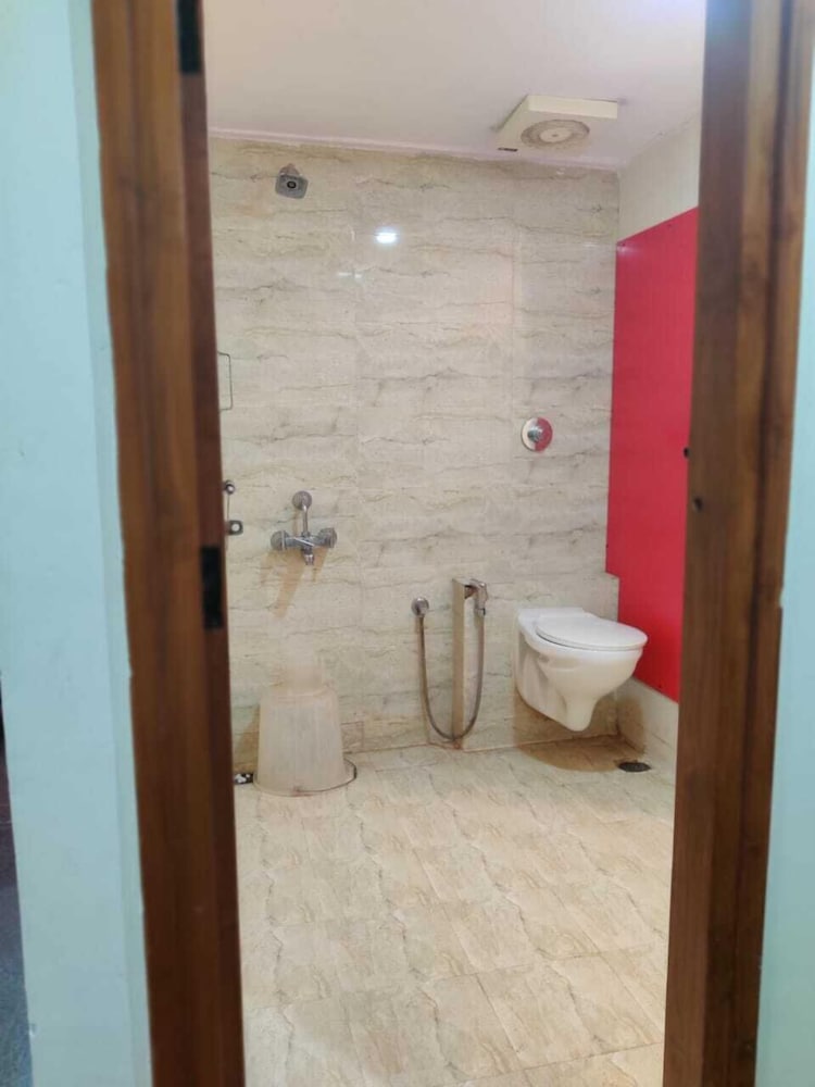 Hotel Chetan International