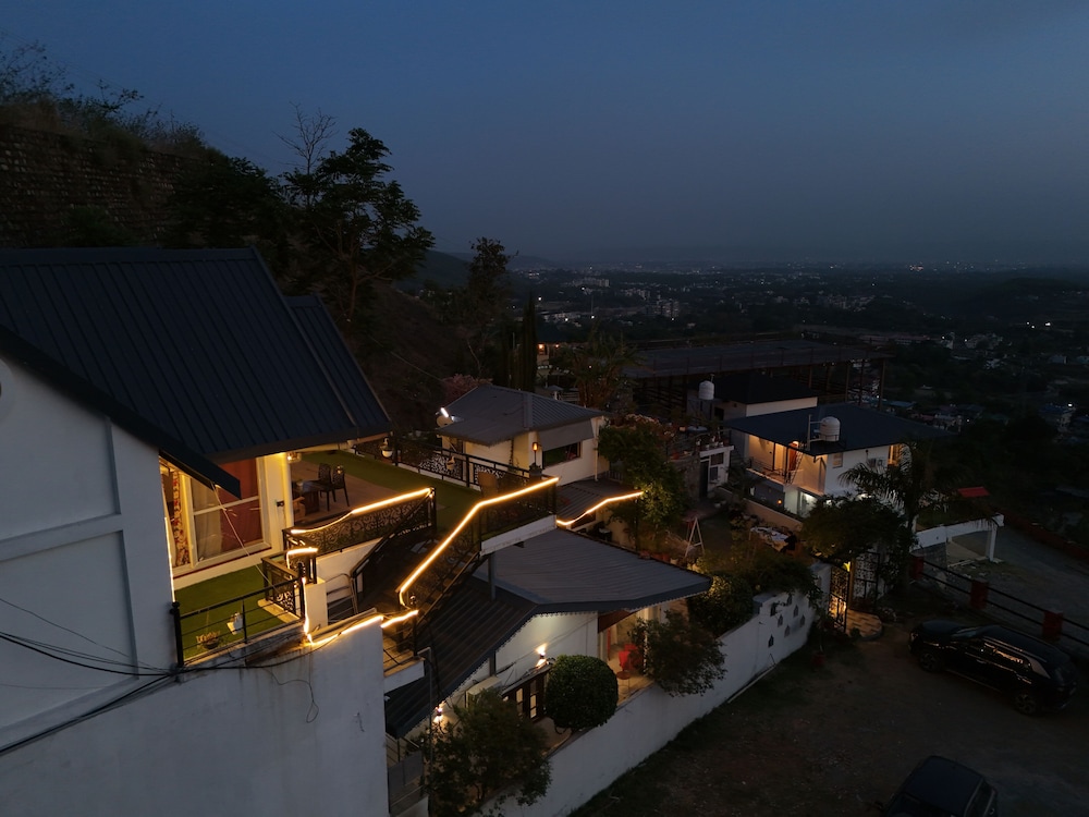 The Bougainvillea Retreat Dehradun
