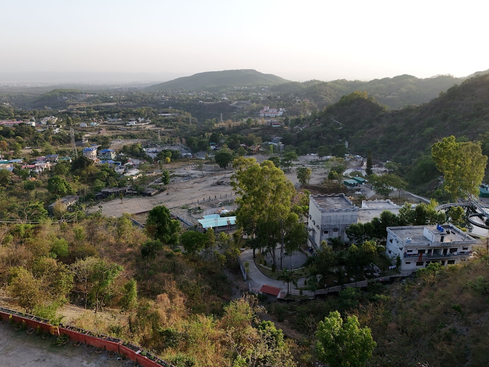 The Bougainvillea Retreat Dehradun