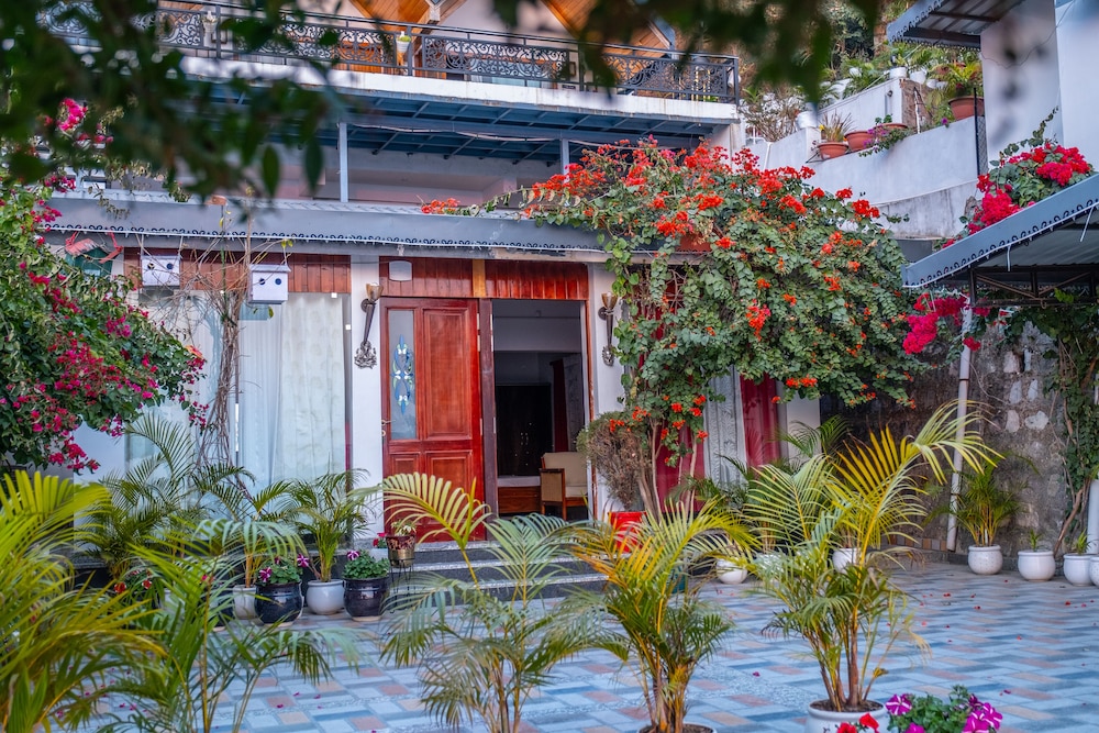 The Bougainvillea Retreat Dehradun