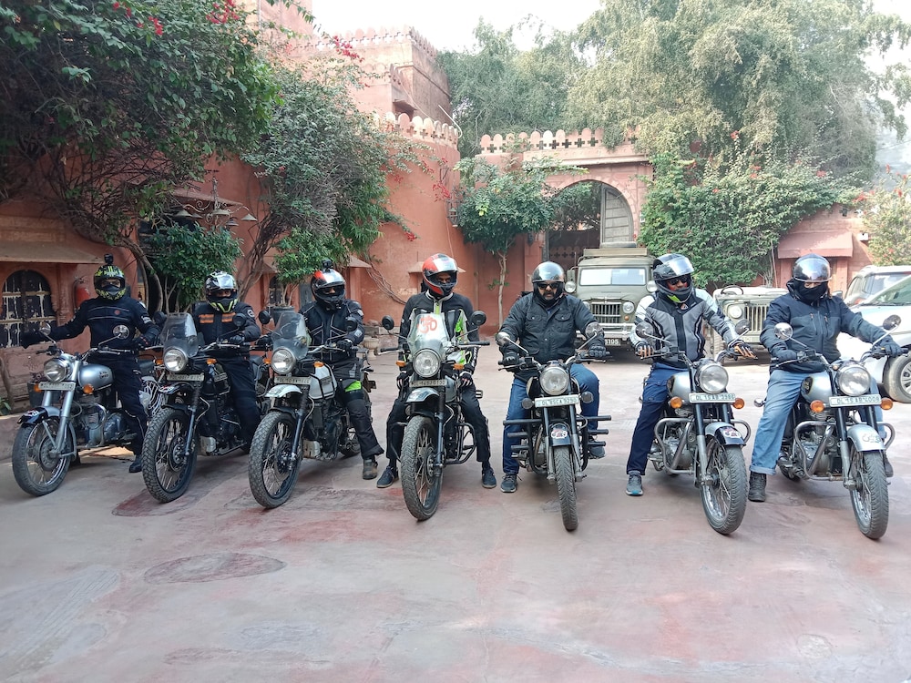 Hotel Bhairon Vilas