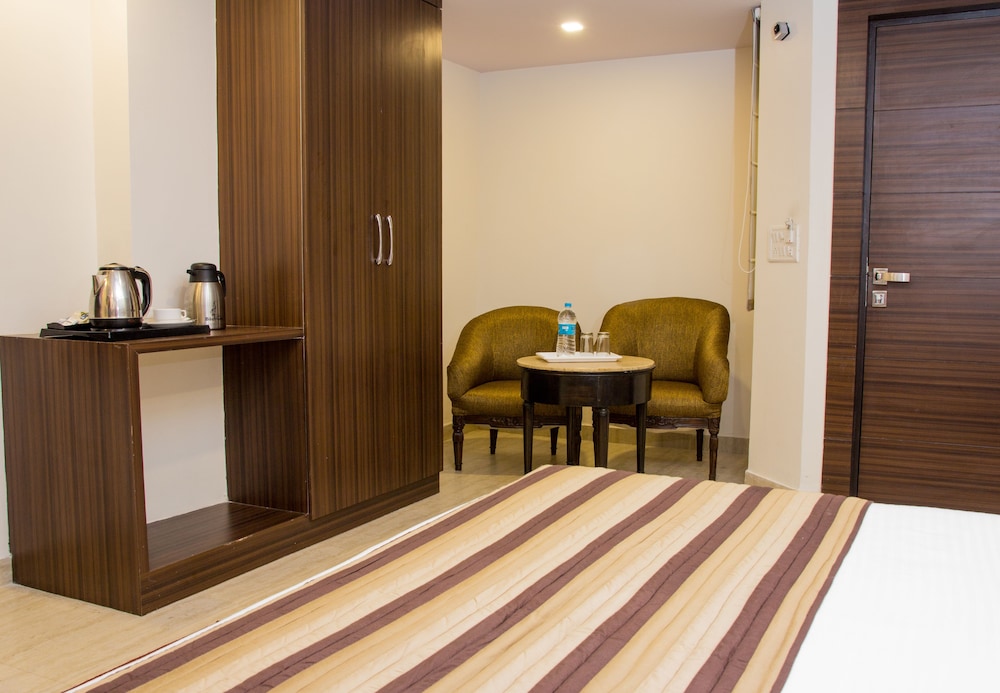 Hotel Pawan Plaza