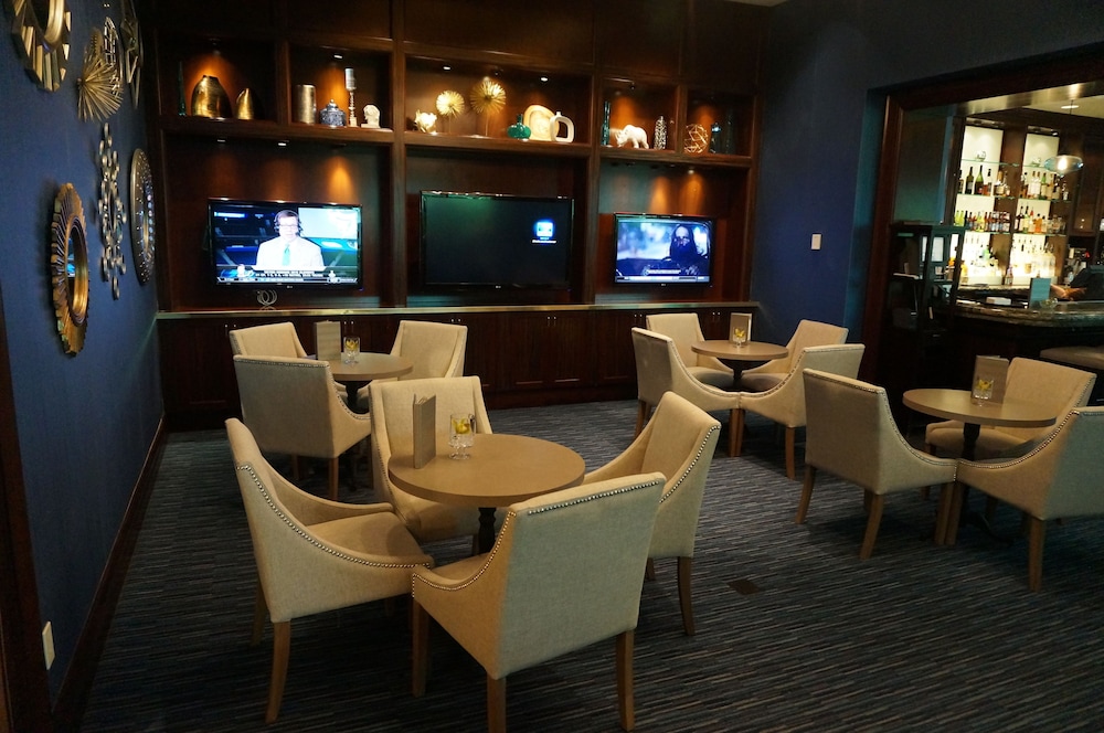 Luxury Suites International At The Signature