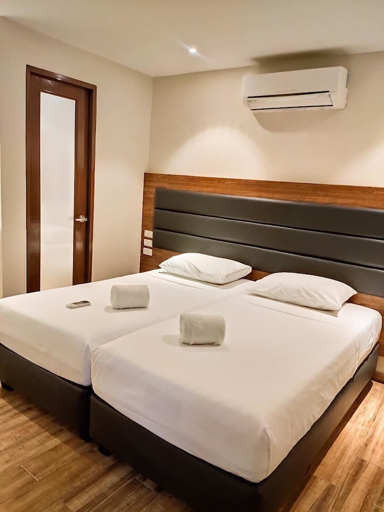The Hub District Garden Suites