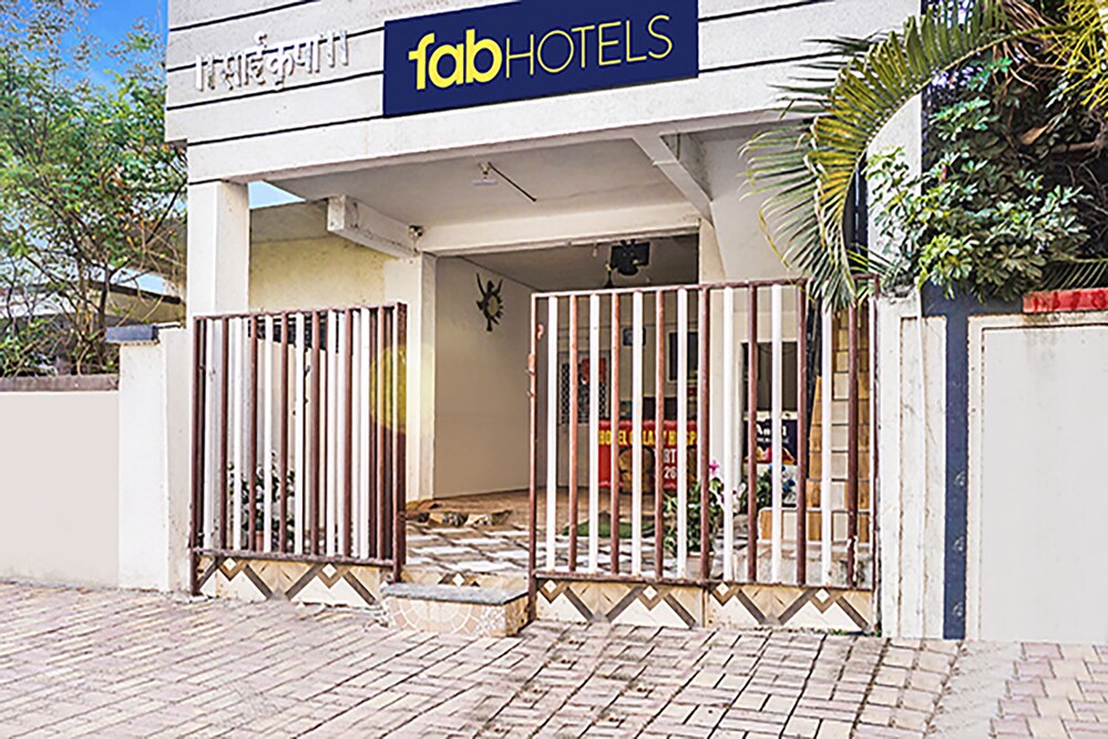  FabHotel Galaxy Airport Inn, Airport Road