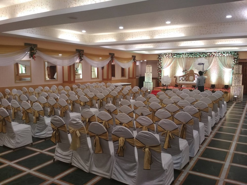 Hotel Grand Continental
